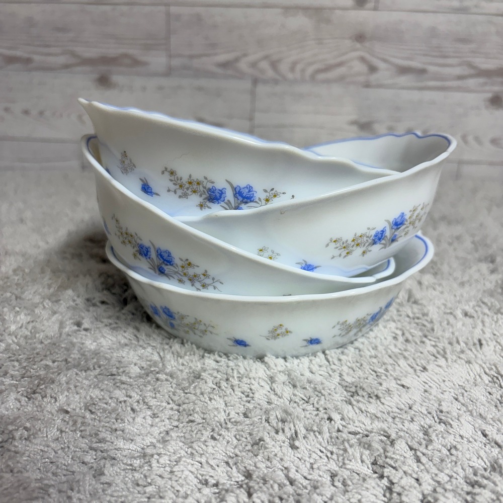 Vtg Arcopal France Romantique Blue Floral Milk Glass Scalloped Bowls Set of 4